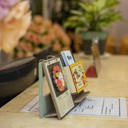 Blau Hotel Ханой Экстерьер фото