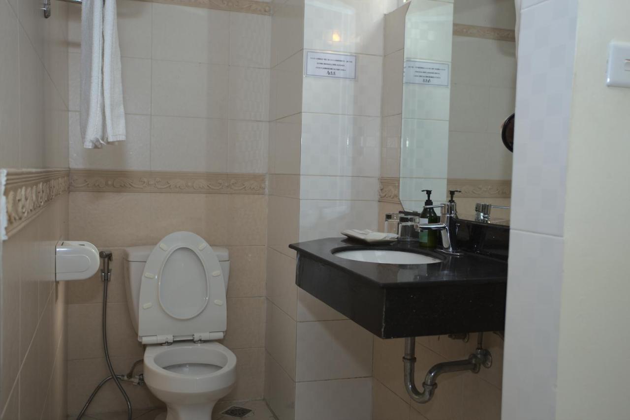 Blau Hotel Ханой Экстерьер фото