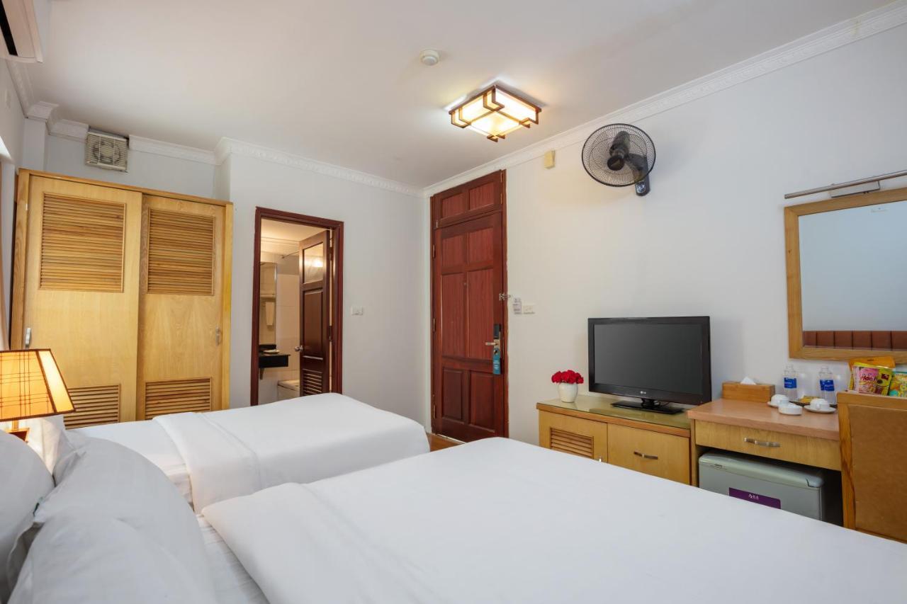 Blau Hotel Ханой Экстерьер фото